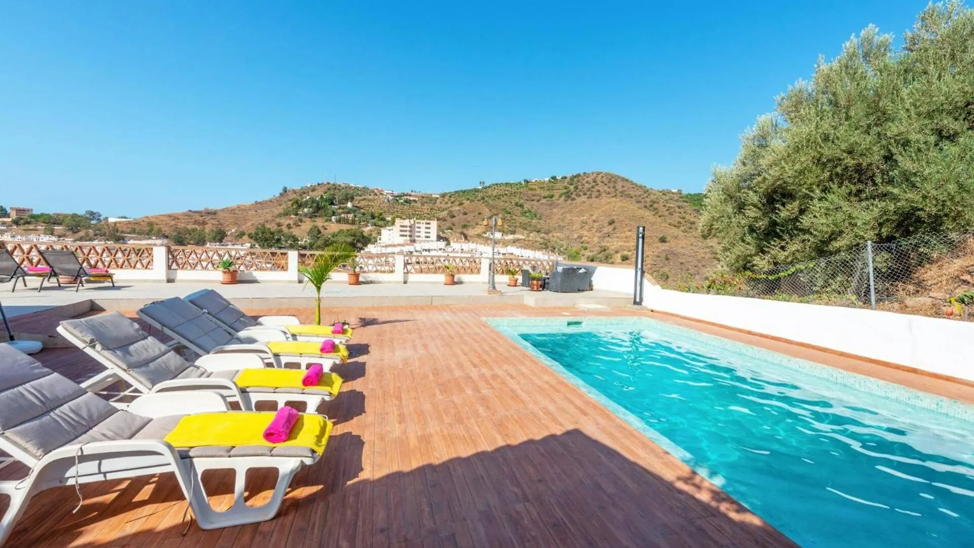 Villa Benama By Villa Plus Torrox Spain